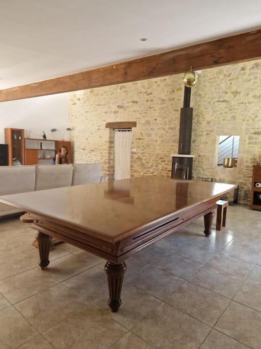 Villa Demeure En Pierre Avec Piscine Privee à Etauliers Extérieur photo