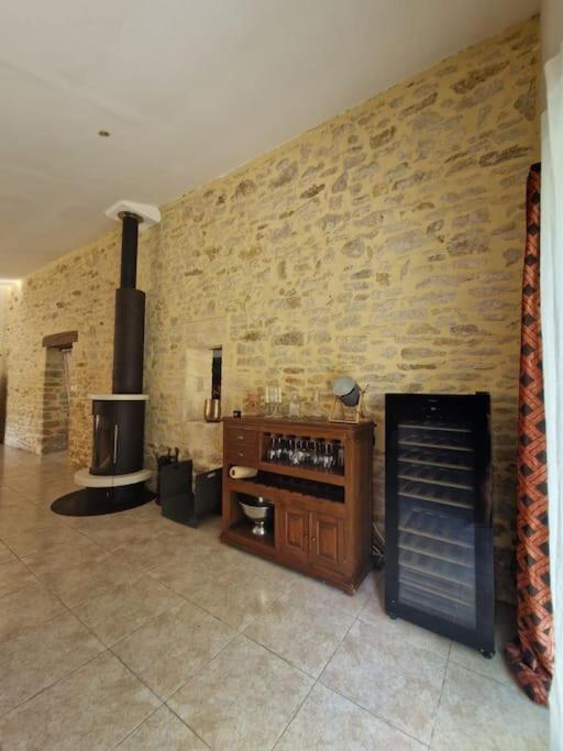 Villa Demeure En Pierre Avec Piscine Privee à Etauliers Extérieur photo