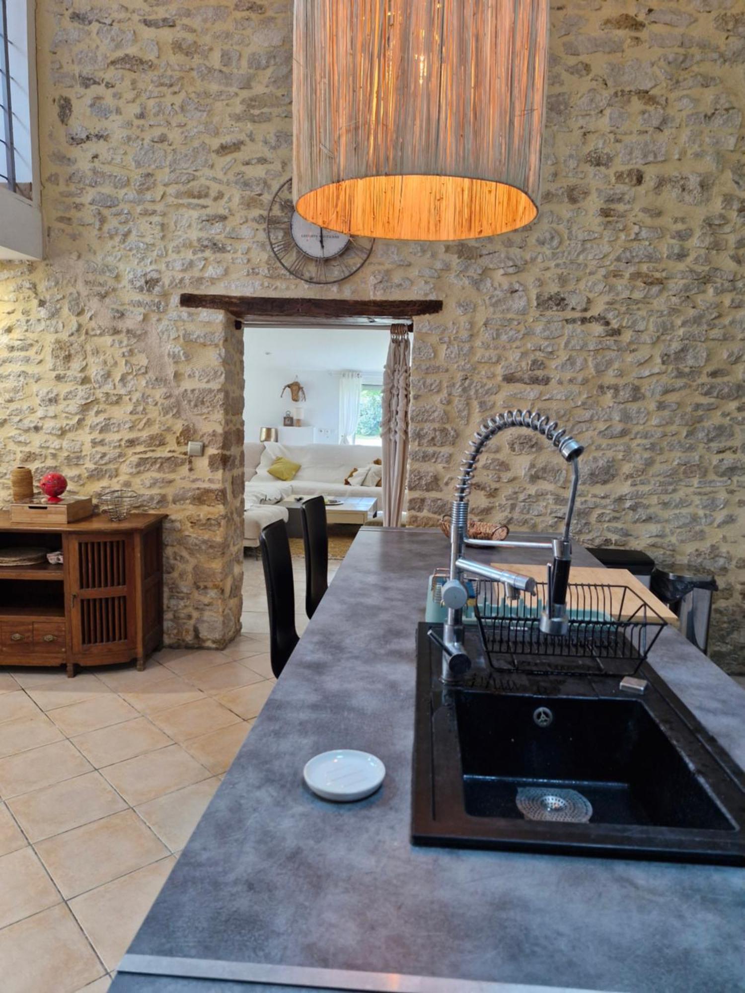 Villa Demeure En Pierre Avec Piscine Privee à Etauliers Extérieur photo